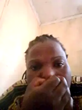 Snapshot of pretty-donna chatting on March 19, 2026, 12:16 pm pretty-donna online show from March 19, 2026, 12:16 pm