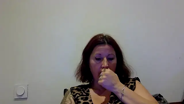 feline27 online show from October 17, 2025, 8:21 pm