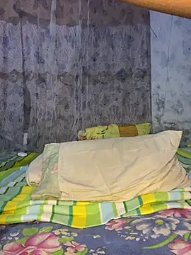 kaiz0217 online show from February 10, 2026, 6:07 pm