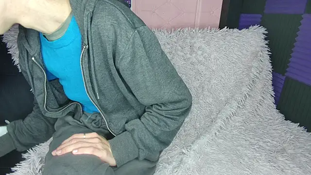 Vegas Vittoria online show from December 2, 2025, 6:31 pm