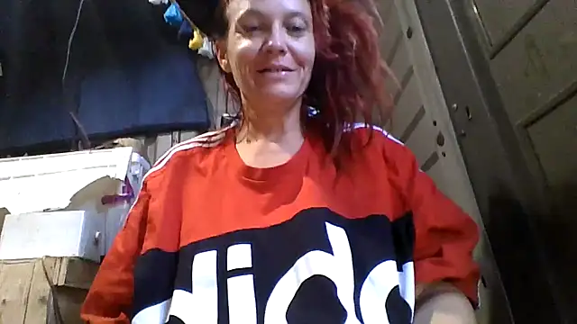 spundarella420 online show from November 17, 2025, 4:55 pm