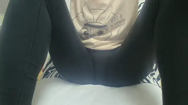 Web Lady online show from February 9, 2026, 6:22 am