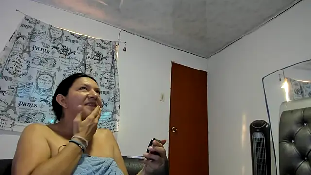 Angelblue  online show from October 28, 2025, 2:27 pm