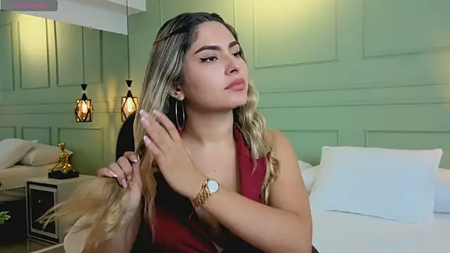 Snapshot of kataliina__ chatting on September 9, 2025, 12:03 pm kataliina online show from September 9, 2025, 12:03 pm