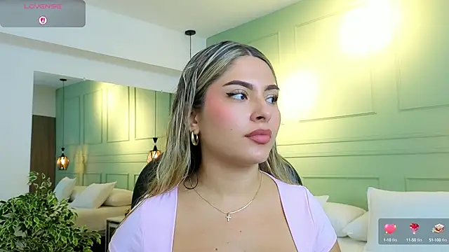 Snapshot of kataliina__ chatting on September 23, 2025, 11:50 am kataliina online show from September 23, 2025, 11:50 am