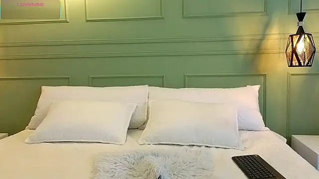 kataliina   online show from November 24, 2025, 11:54 am