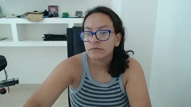 evelin king online show from February 27, 2026, 10:31 pm