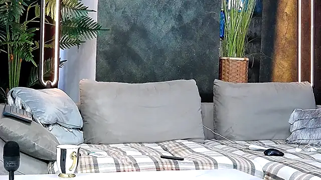 masterkingofmusclee online show from November 5, 2025, 8:39 am