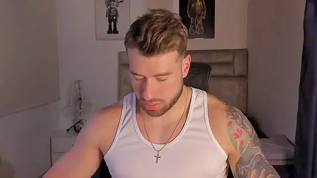 paul rogerr online show from December 18, 2025, 11:14 am