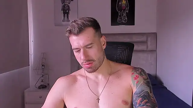 Snapshot of paul_rogerr chatting on November 8, 2025, 4:10 pm paul rogerr online show from November 8, 2025, 4:10 pm