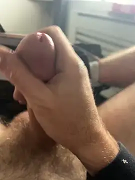 Snapshot of BIGDICK3202 chatting on December 13, 2024, 12:28 pm BIGDICK3202 online show from December 13, 2024, 12:28 pm