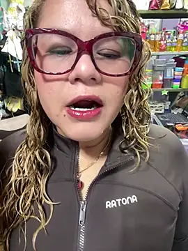 ROSALIALUCY online show from July 29, 2026, 11:42 am