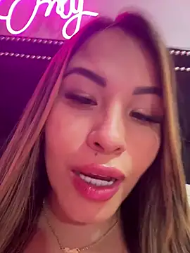 sexyyykloee online show from March 29, 2026, 5:42 am