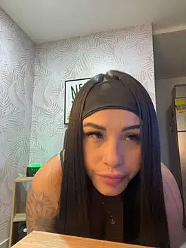 Snapshot of sexyyykloee chatting on September 19, 2025, 5:11 am sexyyykloee online show from September 19, 2025, 5:11 am
