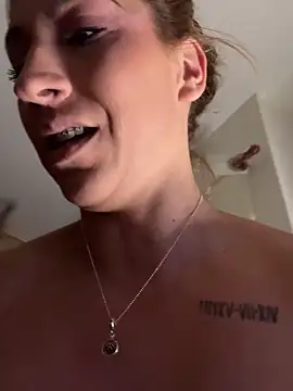 Snapshot of sofiah_ chatting on February 2, 2026, 5:23 pm sofiah online show from February 2, 2026, 5:23 pm