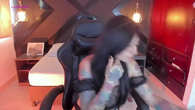 dark gotica online show from September 22, 2025, 7:20 pm