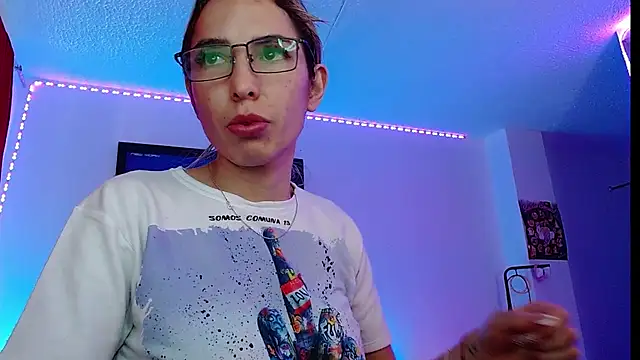Snapshot of Niky_777 chatting on September 11, 2025, 4:51 pm Niky 777 online show from September 11, 2025, 4:51 pm