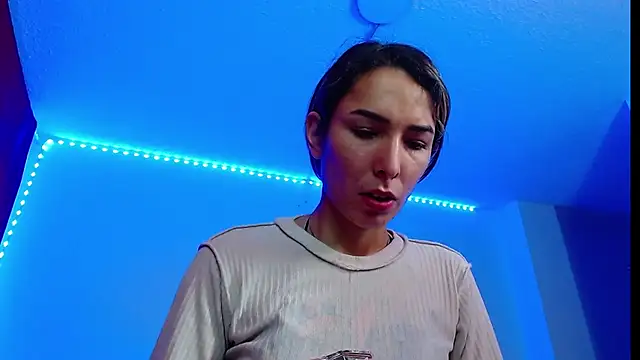 Snapshot of Niky_777 chatting on March 15, 2025, 10:11 pm Niky 777 online show from March 15, 2025, 10:11 pm