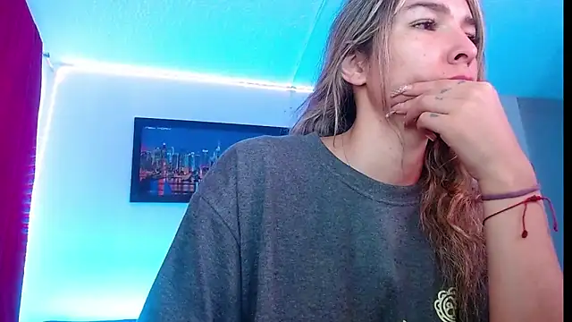 Snapshot of Niky_777 chatting on September 17, 2025, 7:16 pm Niky 777 online show from September 17, 2025, 7:16 pm