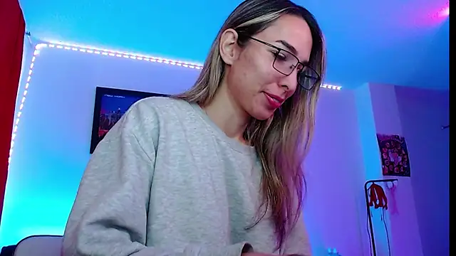 Snapshot of Niky_777 chatting on September 29, 2025, 6:13 pm Niky 777 online show from September 29, 2025, 6:13 pm