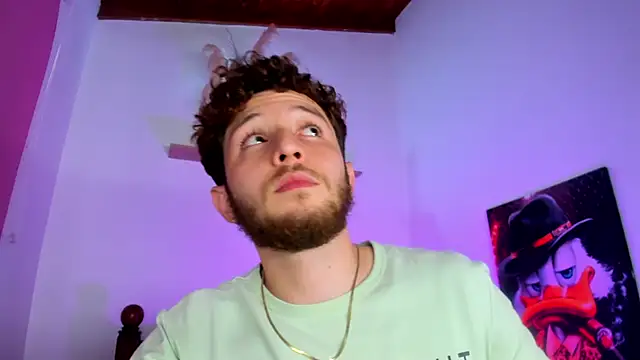 Juan Castano online show from November 20, 2025, 8:31 pm