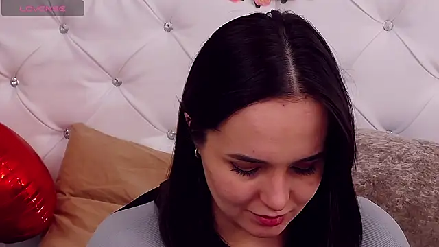 MeIisaLove online show from February 22, 2026, 5:25 pm