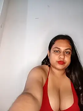 Snapshot of bumblebeegirl chatting on March 22, 2026, 4:52 pm bumblebeegirl online show from March 22, 2026, 4:52 pm