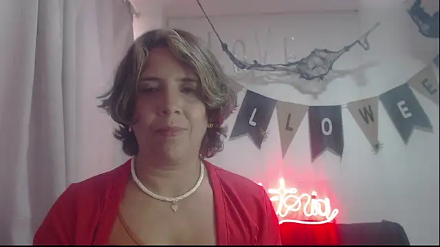 Victoria meester online show from October 3, 2025, 8:21 pm