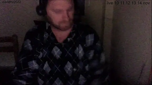 Davidhv2022 online show from November 9, 2025, 3:32 am