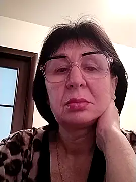 AlbinaXPretty online show from March 9, 2025, 8:07 am