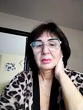 AlbinaXPretty online show from October 23, 2025, 8:35 am