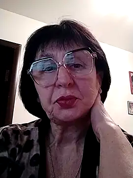 AlbinaXPretty online show from February 28, 2025, 9:12 pm