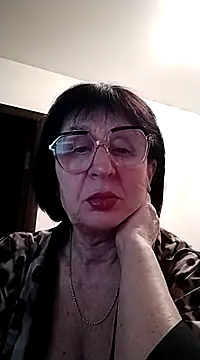 AlbinaXPretty online show from March 1, 2025, 7:15 pm