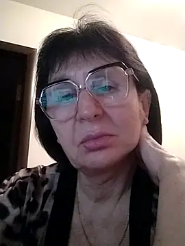 AlbinaXPretty online show from March 19, 2025, 8:11 pm