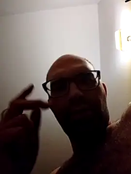 Passivello9 online show from November 24, 2025, 6:52 pm