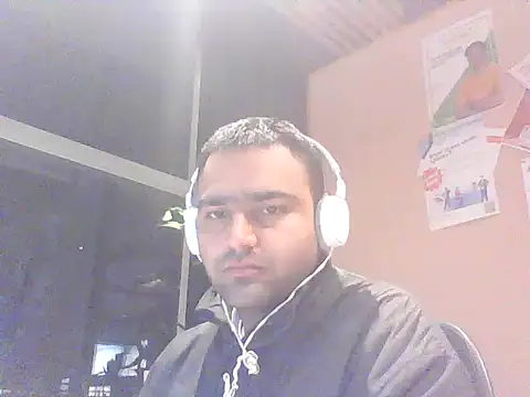 JohnBond009 online show from January 24, 2025, 6:25 pm