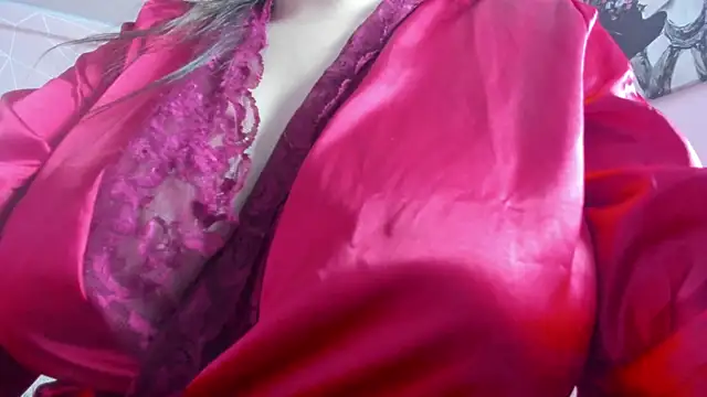 dolly zoe online show from November 6, 2025, 10:36 pm