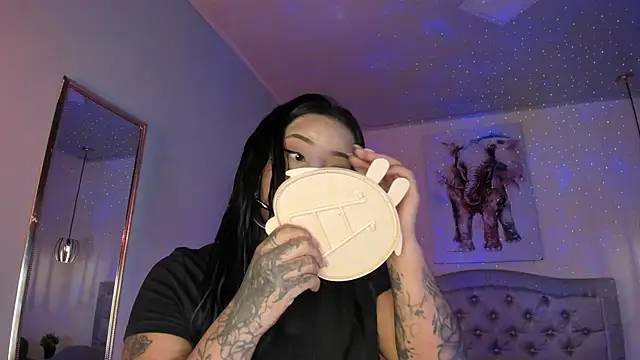 ayshel   online show from February 26, 2026, 1:16 am