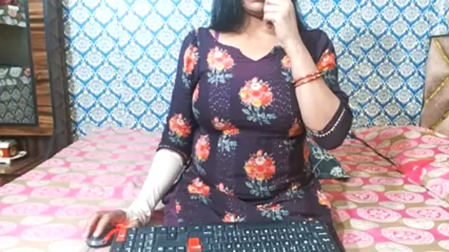 Snapshot of nikitahot3 chatting on November 20, 2025, 2:29 pm nikitahot3 online show from November 20, 2025, 2:29 pm