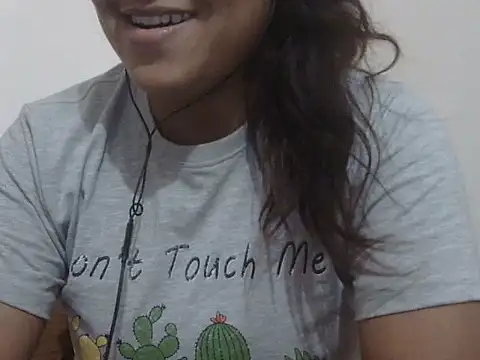 shekira99 online show from March 12, 2026, 7:51 pm