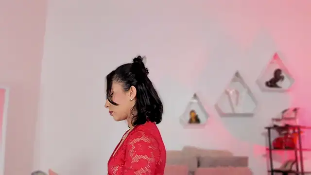 valerycolins online show from December 20, 2025, 4:59 am