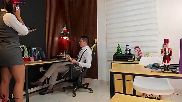 Snapshot of Office_Naughty_Girl chatting on December 21, 2024, 5:50 pm Office Naughty Girl online show from December 21, 2024, 5:50 pm