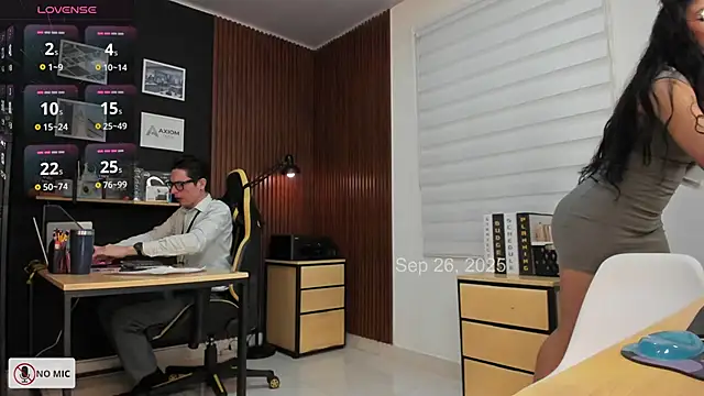 Snapshot of Office_Naughty_Girl chatting on September 26, 2025, 5:53 pm Office Naughty Girl online show from September 26, 2025, 5:53 pm