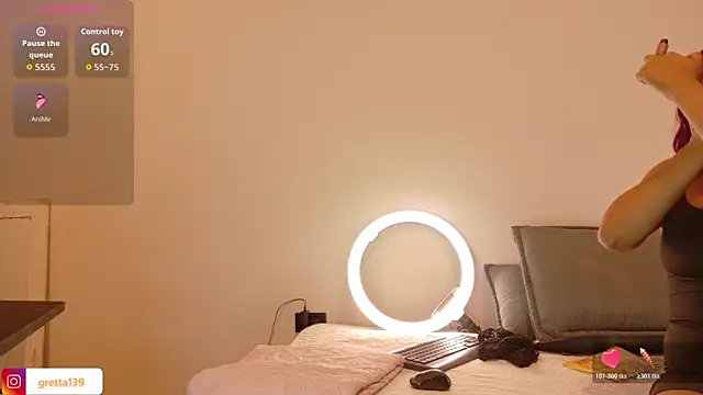  Gretta online show from November 17, 2025, 8:02 pm