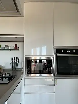 petrouchkaaa  online show from September 10, 2025, 8:24 am