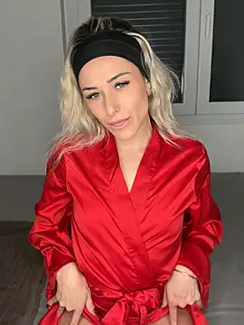 petrouchkaaa  online show from March 2, 2025, 8:57 pm