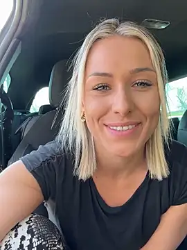 petrouchkaaa  online show from March 24, 2026, 9:42 am