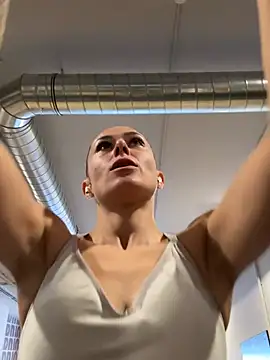 petrouchkaaa  online show from January 31, 2025, 9:48 am