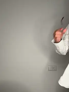 petrouchkaaa  online show from September 14, 2025, 8:09 pm