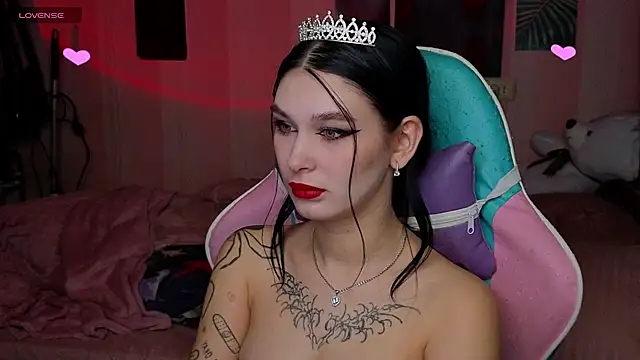 Snapshot of Amanda_Tender chatting on November 7, 2025, 12:48 am Amanda Tender online show from November 7, 2025, 12:48 am